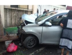 Dua Tukang Sapu Jalanan di Makassar Tewas Usai Ditabrak Mobil Berkecepatan Tinggi 