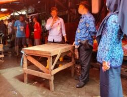 Adanya Laporan Masyarakat, Camat Ujung Tanah Instrusikan Lurah Tabaringan Bersihkan Drainase