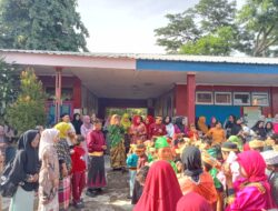 Meriahkan HUT yang ke-415 Kota Makassar, UPT SPF SDN Maradekaya 2 Kompak Kenakan Busana Adat
