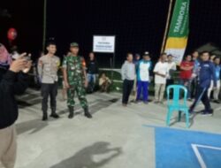 Bhabinkamtibmas Banjar Amankan Pembukaan Pertandingan Bola Volly Camat Cup