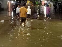 Akibat Genangan Banjir, Akses Jalan Nipa-Nipa Terputus