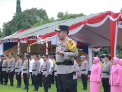 Pimpin Upacara Kenaikan Pangkat, Kapolda NTB Pesan Personel Agar Memiliki Rasa Malu