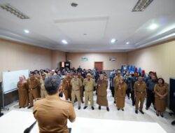 Apel Pagi, Sekcam Ujung Tanah Ingatkan Agar Meningkatkan Kedisiplinan dan Kinerja Pegawai