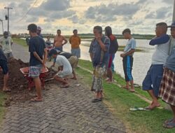 Tradisi Gotong Royong Warga Dilingkungan Paria Lau Kelurahan Takalar Sudah Mendara Daging