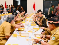 Hadiri Rakornas, Presiden Jokowi Santap Siang Bersama Peserta