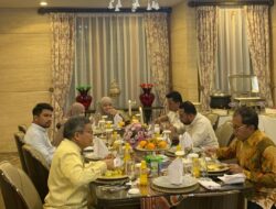 Didampingi Anak dan Menantu Masing-masing, Danny Pomanto dan Taufan Pawe Bersilaturahmi 3 Jam 