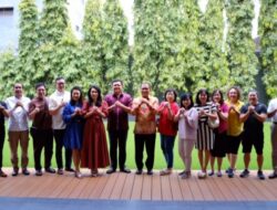 Perkuat Silaturahmi di Hari Imlek, Wali Kota Danny Sambangi Tokoh Tionghoa