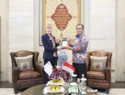 Wali Kota Danny Gellar Dinner Bersama Duta Besar Republik Federal Jerman untuk Indonesia Ina Lepel