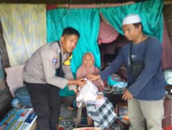 Salut Kisah Bhabinkamtibmas Desa Puyung, Ngamen Untuk Bantu Warga Kurang Mampu*