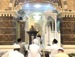 Camat Wajo Hadiri Acara Peringatan Isra Miraj 1444 H di Masjid Mubarak Kelurahan Butung