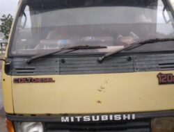 Upaya Cegah PMK Petugas Gabungan Pelabuhan Laut Tano KSB Lakukan Pemeriksaan Truk Bermuatan Hewan