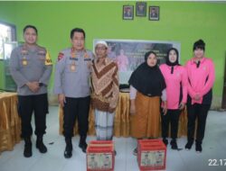 Kapolda NTB dan Jajaran Bawakan Sembako Untuk  Warga Korban Banjir Bandang Sekotong