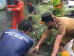 Camat Tallo Turun Langsung Pantau Titik Genangan-Banjir di Wilayahnya