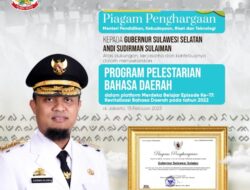 Gubernur Andi Sudirman Meraih Penghargaan atas Pelestarian Bahasa Daerah