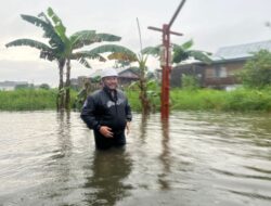 Camat Panakkukang Bersama Tim Satgas Lakukan Peninjauan Titik Banjir di 3 Kelurahan   