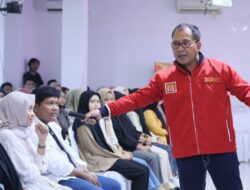 Danny Pomanto Beri Kuliah Umum dan Motivasi Ratusan Mahasiswa Soppeng