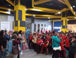 Edukasi UPT SPF SDI Batua I  Makassar dengan Gelar Nonton Bareng