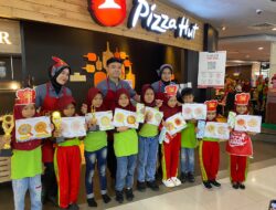 Outing Class di Pizza HUT, Inilah Keseruan Murid UPT SPF SDN Beroanging Makassar