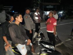 Berikan Rasa Aman dan Nyaman Dalam Beribadah, Polres Loteng Laksanakan Patroli Blue Light
