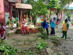 Gelar Sabtu Bersih, UPT SPF SDN Melayu Muhammadiyah Makassar Bersama Mahasiswa Unismuh Lakukan Kerja Bakti