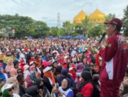 Puluhan Ribu Warga Panakkukang Ikuti Jalan Sehat Bersama Ketua DPRD Makassar