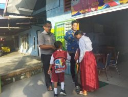 Aktivitas Kepsek dan Guru UPT SPF SDN Rajawali Makassar Sambut Siswa Tiap Hari di Sekolah