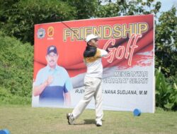 Kapolda Sulsel-Wali Kota Makassar Pererat Persahabatan dengan Turnamen Friendship Golf   