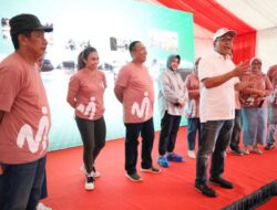 Hadiri Grand Opening Mappaseling Farm, Danny Pomanto Doakan Bisnis Peternakan Ayam Modern Milik Aru Sukses