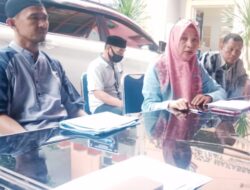 Tingkatkan Pelayanan Terbaik Kepada Warga, Camat Wajo Gelar Rakor   