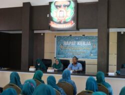 Gelar Raker, Ketua TP PKK Kecamatan Panakkukang Minta Pengurus Persentasekan Program Kerja   