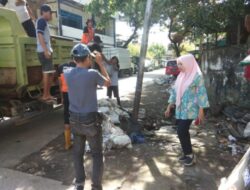 Dinas PU Makassar Lakukan Pengerukan Sedimen, Camat Wajo Memantau Langsung Pekerjaan
