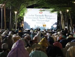 Danny Pomanto Salat Tarawih Berjamaah di Balai Kota: Mari Kita Isi Bulan Puasa dengan Amalia Ramadan   