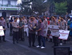 Ribuan Paket Sembako dari Kapolri Disebar ke Masyarakat di Slum Area Jaksel