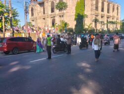 Polres Lombok Tengah Lalukan Pengamanan Solat Idul Fitri 1444 H / 2023