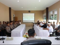 Kapolda NTB Berikan Penghargaan Kepada Personil  Polres Lombok Tengah