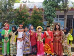 Kompak Kenakan Baju Adat, UPT SPF SD Inpres Mangga III Gelar Hari Kebudayaan Kota Makassar