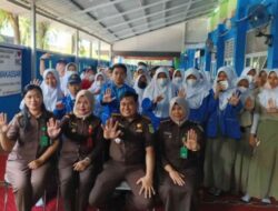 Kejati Sulsel Lakukan Penyuluhan Hukum di UPT SPF SMPN 1 Makassar   