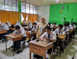 UPT SPF SMP Negeri 4 Makassar Gelar Ujian Sekolah Secara Online