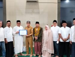 Dinas PU Makassar Serahkan Bantuan Dana Hibah untuk Masjid Al-Ikhlas