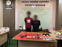 Tim Opsenal Resnarkoba Polresta Mataram Geledah Rumah Terduga, Total 60,27 Gram Sabu Diamankan