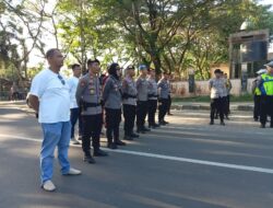 Polres Lombok Tengah Kawal Delapan Partai Peserta Pemilu 2024 Saat Melakukan Pendaftaran Bacaleg