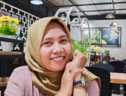 Selain Jadi Guru, Dini Agustiani  Ukir Prestasi Sebagai Penulis Rasa Seluas Samudra