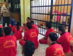 Sibinturmas Polda NTB Berikan Pembinaan Rohani Tahanan Narkoba