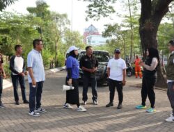 Kadis PU Makassar Zuhaelsi Dampingi Wawali Fatma Pantau Gerakan Bersih Taman Kota