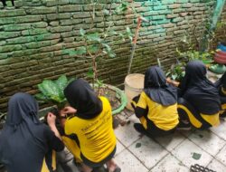 UPT SPF SDN Baraya 1 Makassar Gelar Kegiatan PBLHS Penanaman Pohon Menuju Adiwiyata Nasional