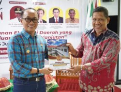 Jadi Pembicara Utama Seminar Nasional, Prof. Zudan: Dampingi Masyarakat Tumbuhkan Ekonomi Digital