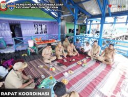 Camat Ujung Tanah Dampingi Asisten III dan Kabag Pemerintahan Gelar Rakor Bahas Longwis dan Penggunaan Kontainer Makassar Recover