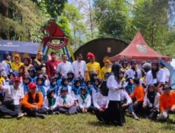 Bersama Kontingen PMI Makassar. Siswi UPT SPF SMPN 32 Makassar, Peserta JUMBARA IX di Malino