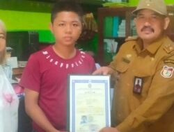 Camat Mariso Juliaman Perintahkan Lurah Kampung Buyang Bantu Warga Soal Biaya Sekolah