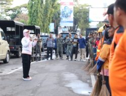 Berikan Contoh Nyata ke Masyarakat, Wakil Wali Kota Makassar Jaga Kebersihan Kota Lewat Jumat Bersih